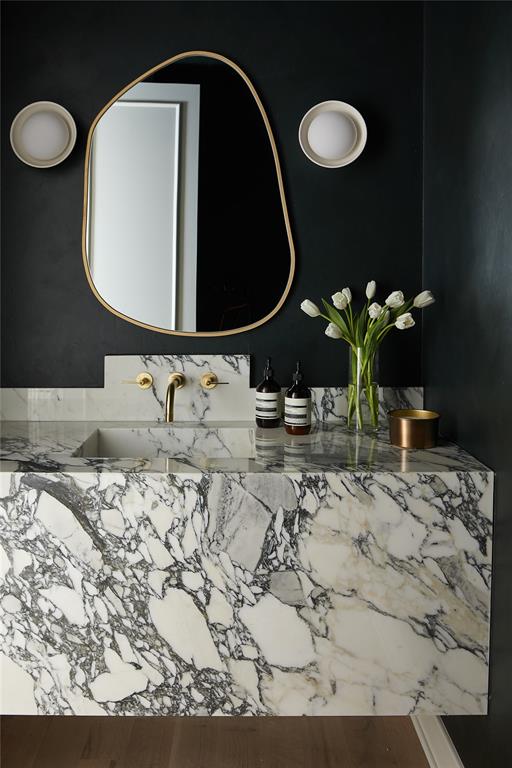 METAIRIE AT SOUTHLAKE - Residential