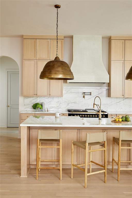 METAIRIE AT SOUTHLAKE - Residential