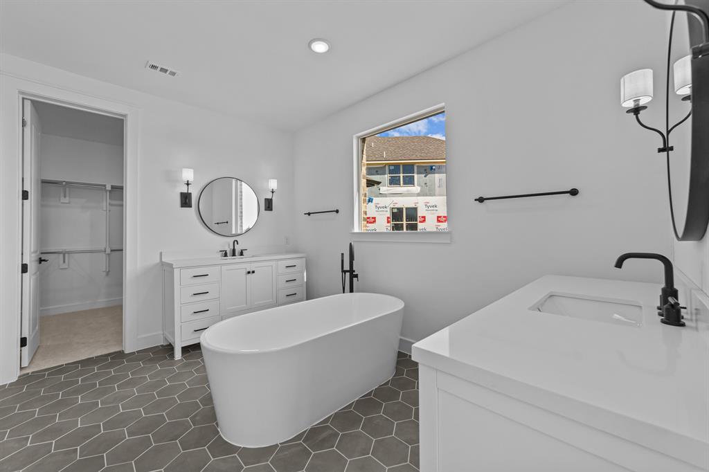 Heath Golf & Yacht Club - Residential