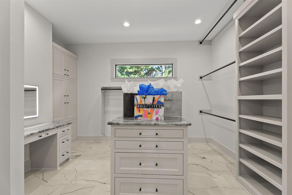 STOKES - Residential