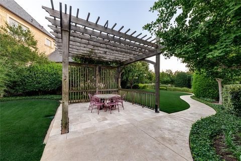 Tiny photo for 6009 Rose Grove Court, Dallas, TX 75248 (MLS # 21076346)