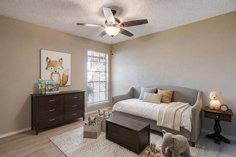 Tiny photo for 1812 Briar Run, Benbrook, TX 76126 (MLS # 21194542)