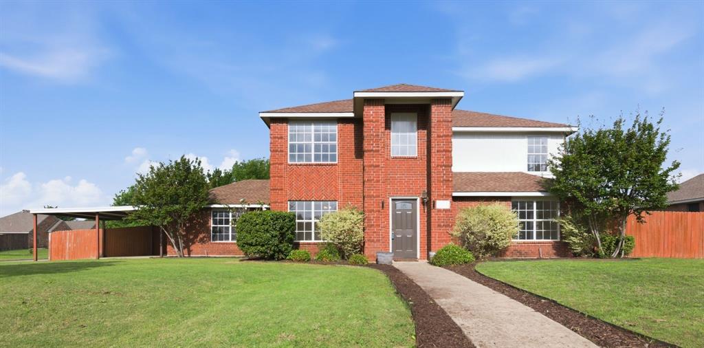 Photo 1 of 27 — 1001 Scenic Drive, Justin, TX 76247