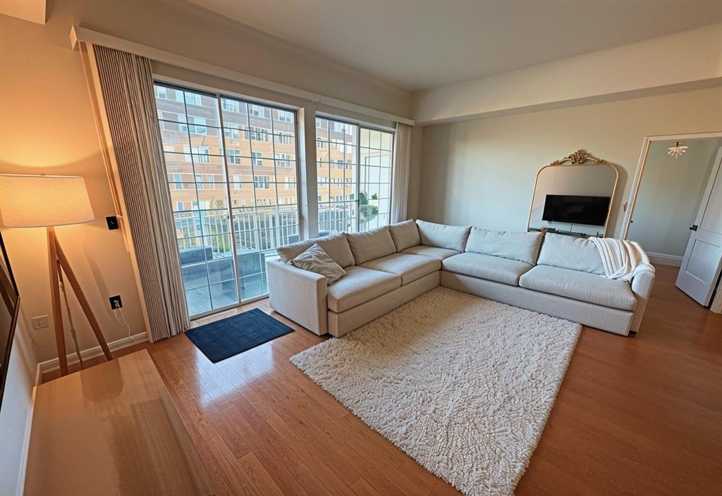 3225 Turtle Creek Boulevard 312