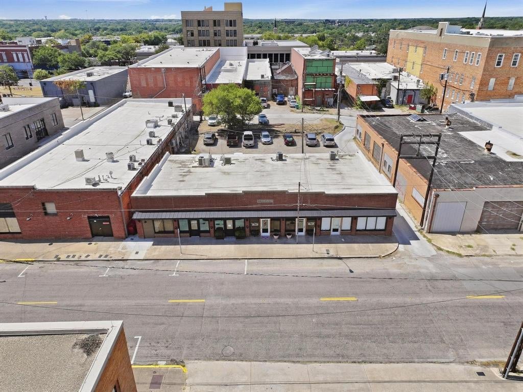 202-221 N Walnut Street 202-21