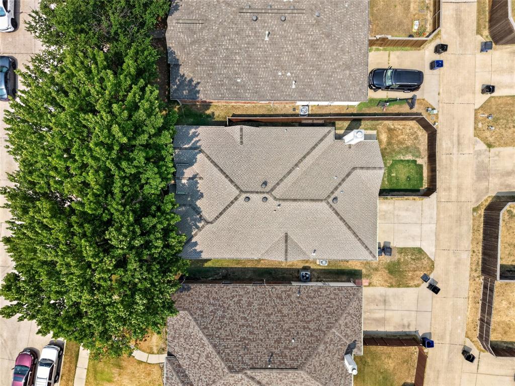 6560 Plantation Lane