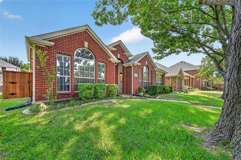 6560 Plantation Lane