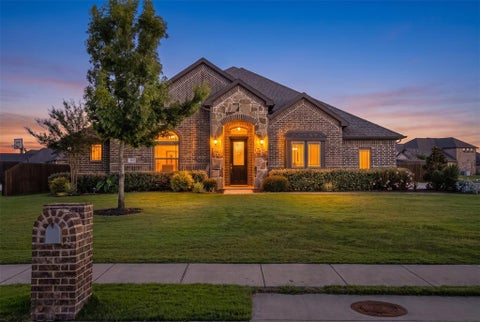 Photo of 177 Hackney Street, Waxahachie, TX 75165 (MLS # 21404946)
