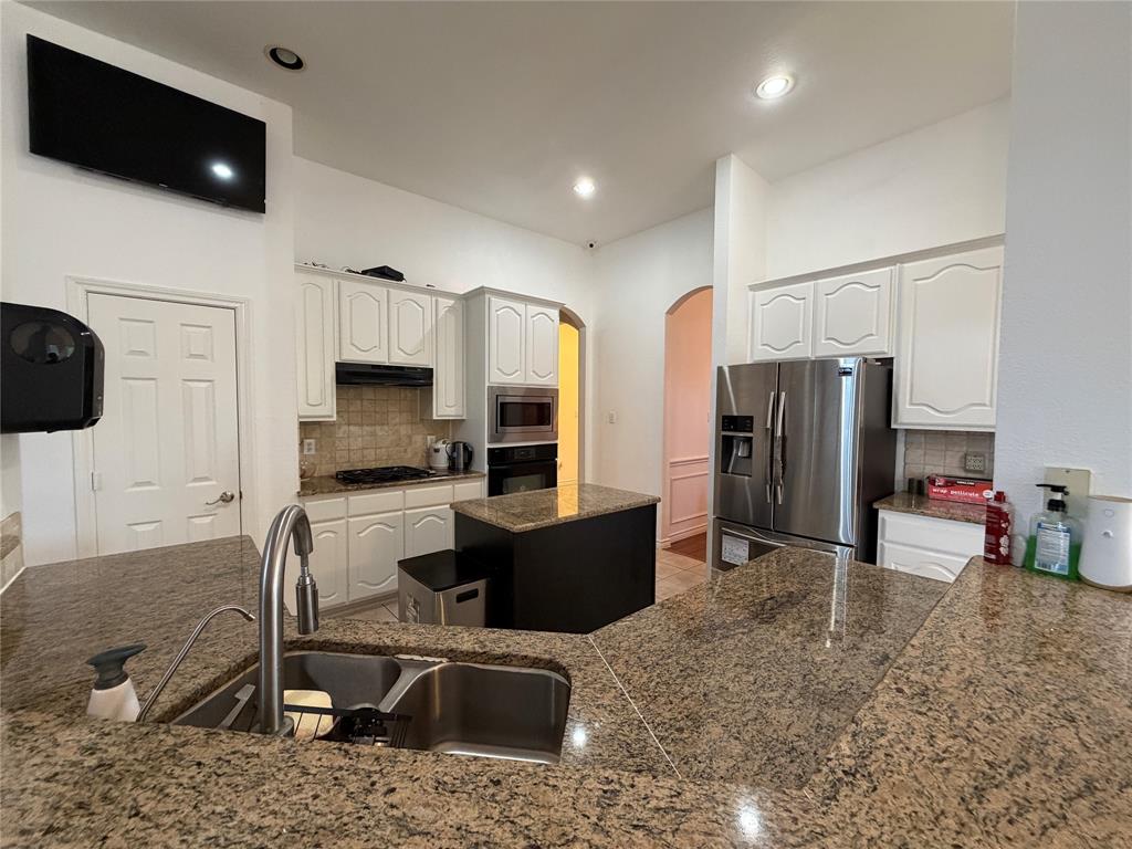 3004 Saint Bartholomew Drive