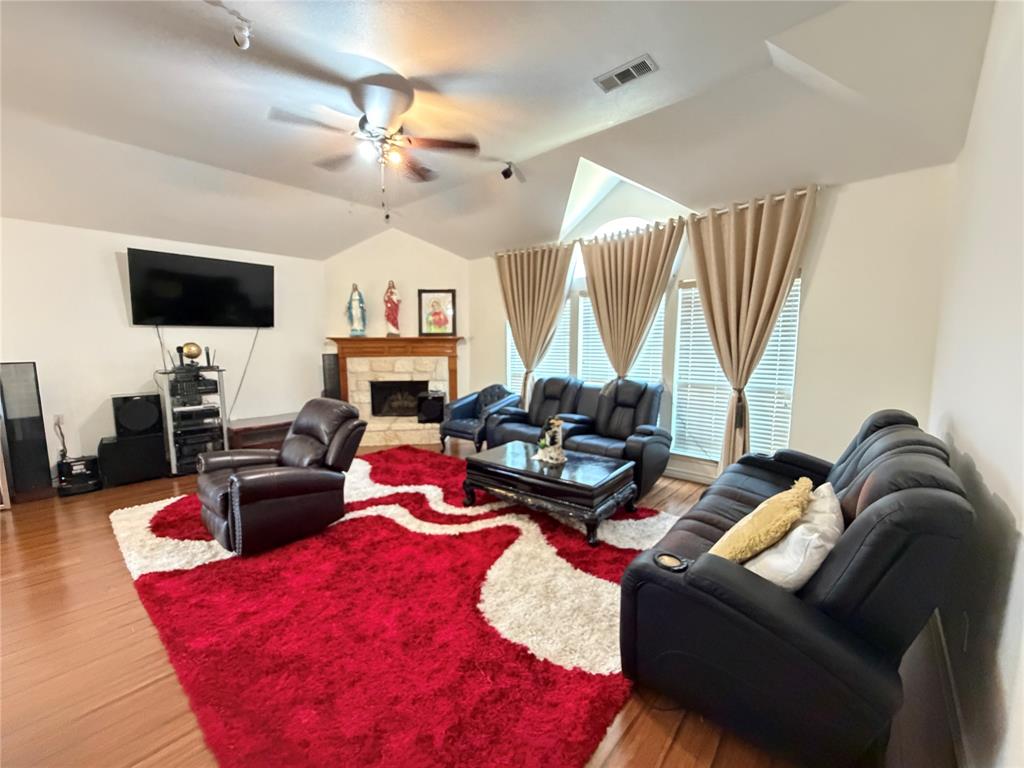 3004 Saint Bartholomew Drive