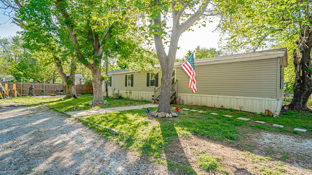 Oak Trail Shores - Residential