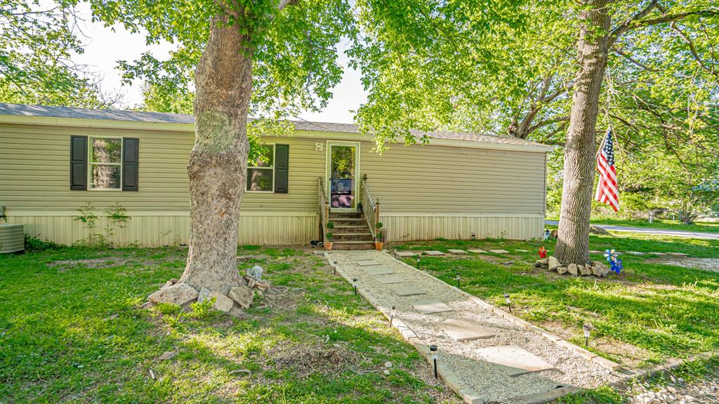 Oak Trail Shores - Residential