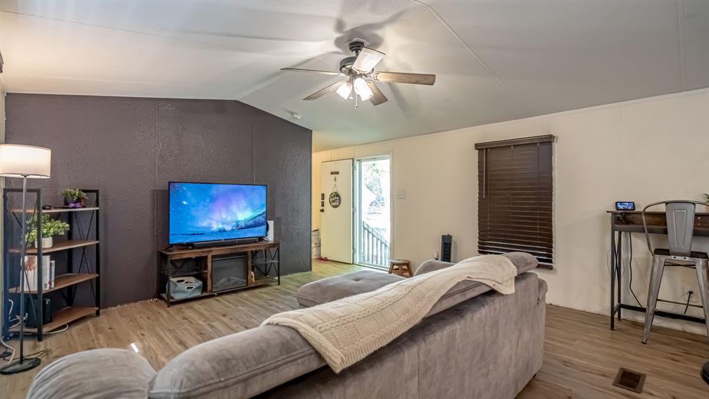 Oak Trail Shores - Residential