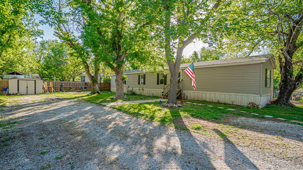 Oak Trail Shores - Residential