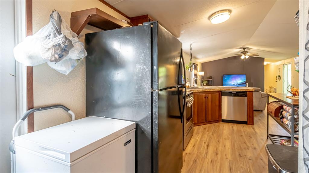 Oak Trail Shores - Residential