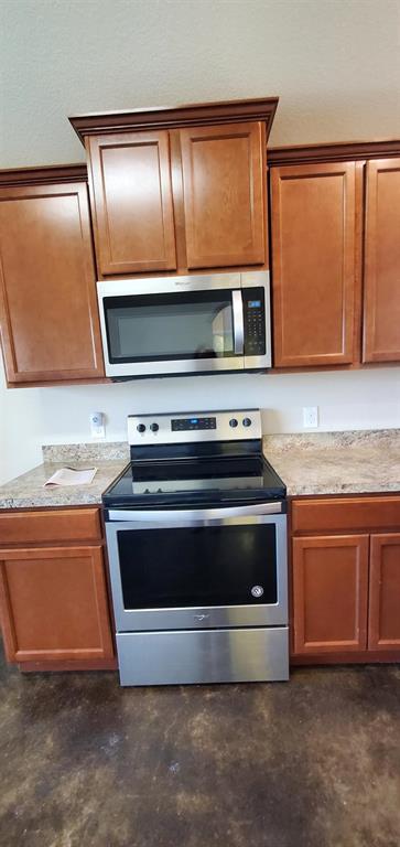 Treaty Oaks - Residential Lease