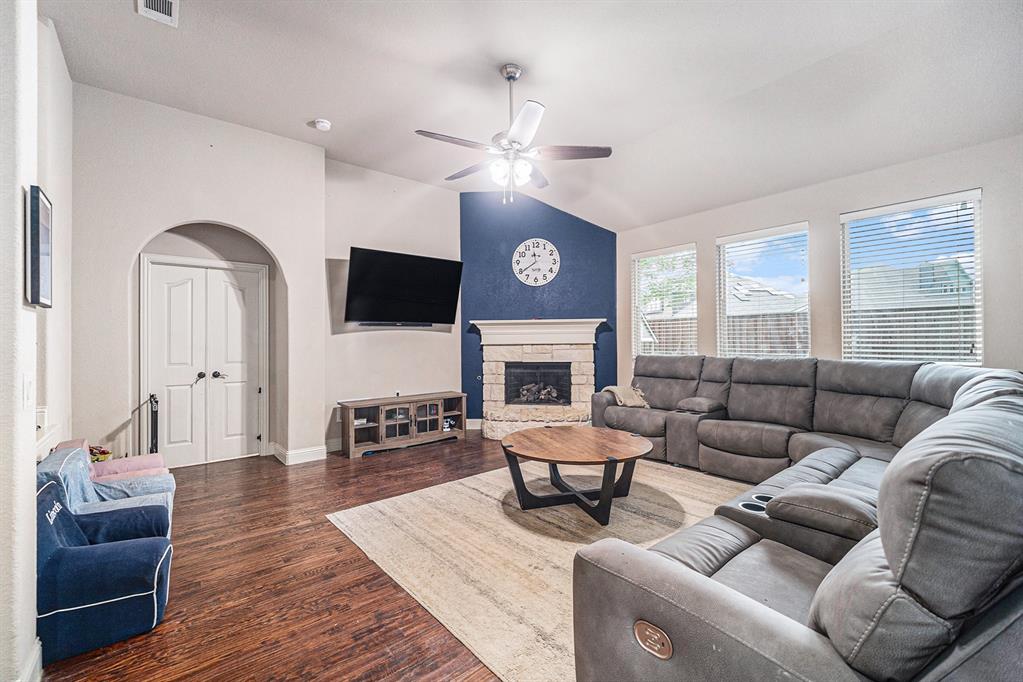 1137 Cardinal Ridge Road