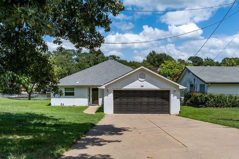 A home in Mabank