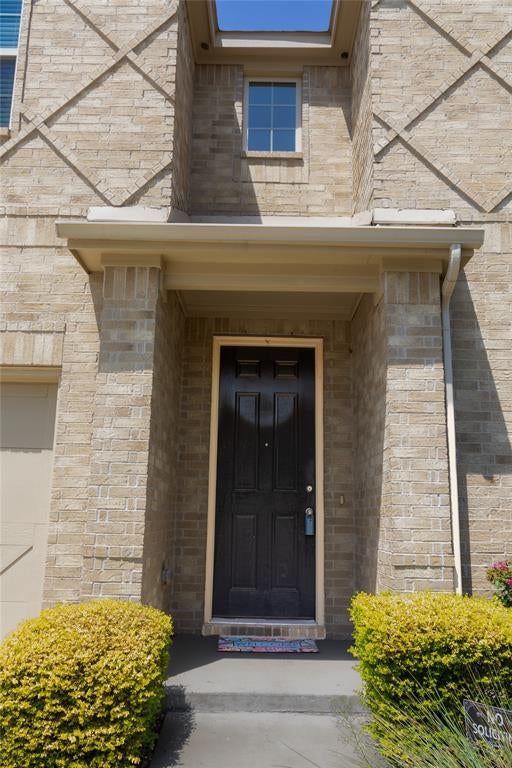 5613 Breezy Drive