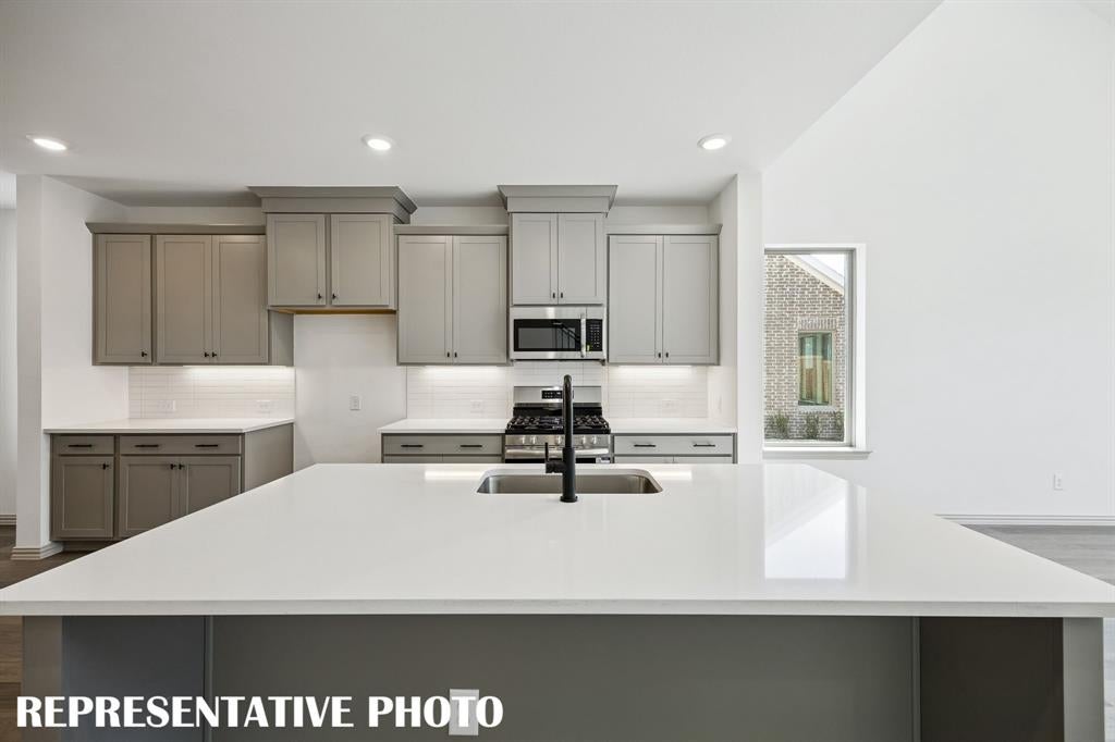 3557 Pierce Lane