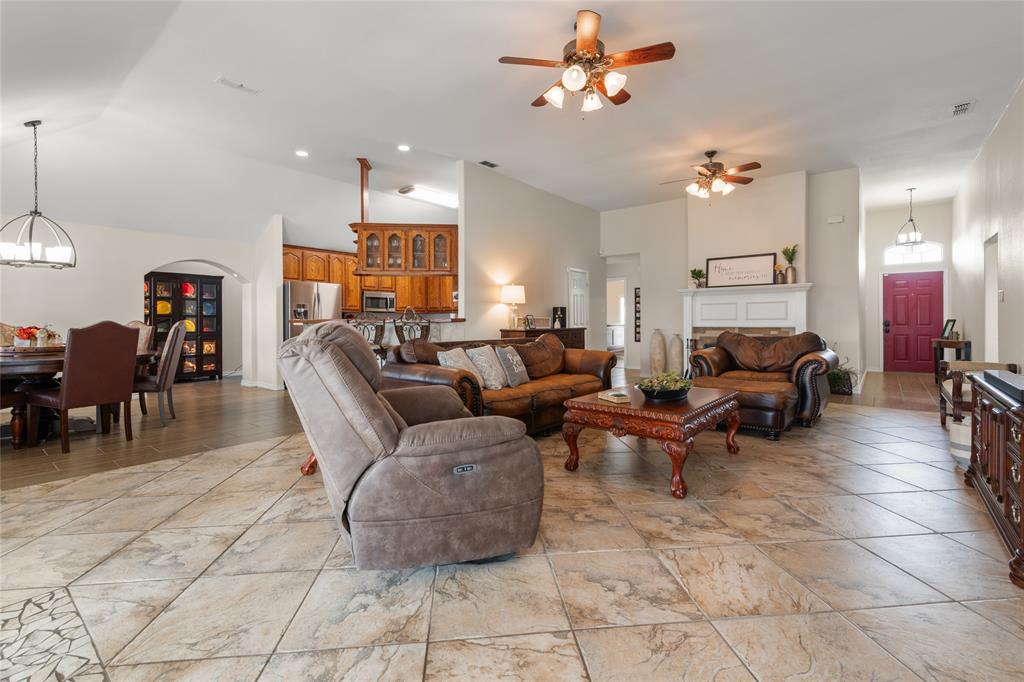 1041 Parsons Road