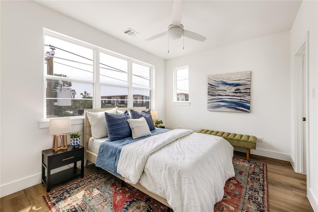 TERRACES ON BEE CONDO - Residential Lease