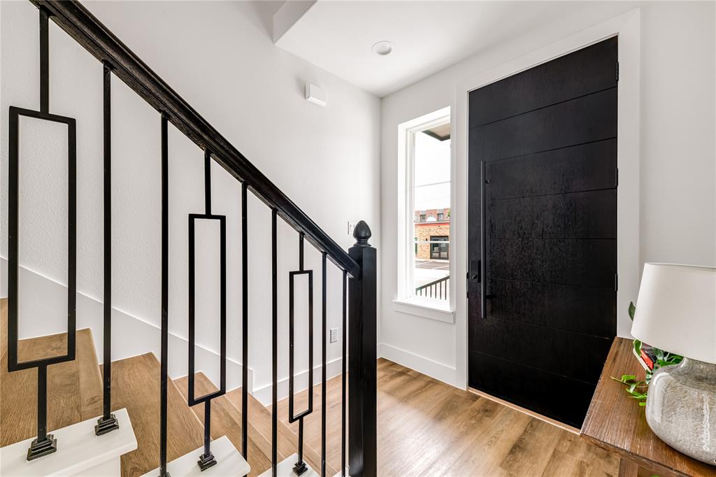 TERRACES ON BEE CONDO - Residential Lease