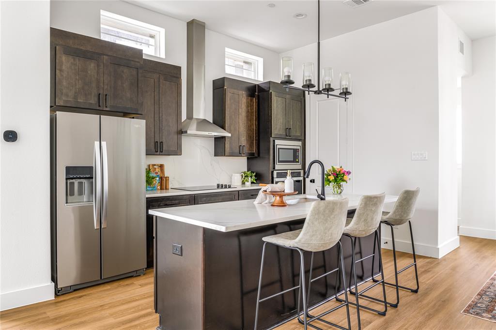 TERRACES ON BEE CONDO - Residential Lease