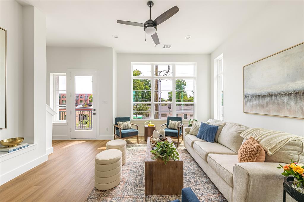 TERRACES ON BEE CONDO - Residential Lease