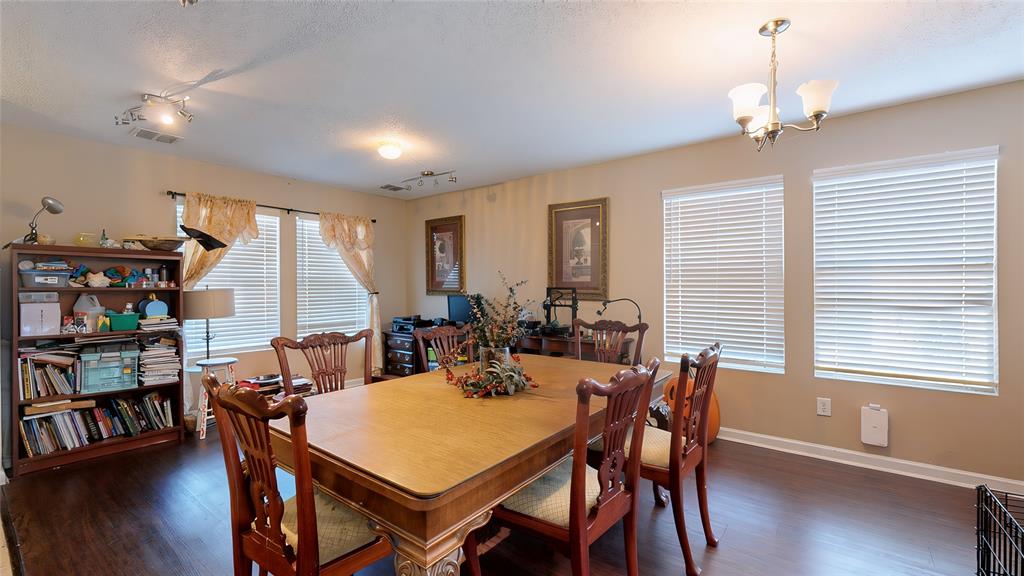 2501 Ash Drive