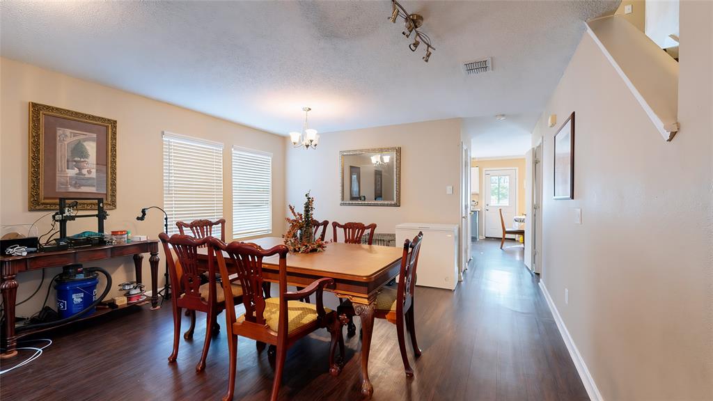 2501 Ash Drive