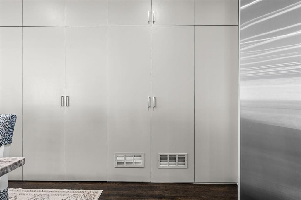 Allen Thomas - Residential