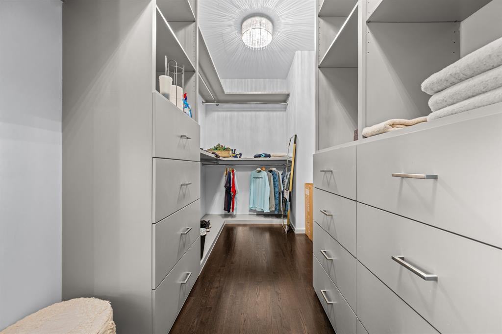 Allen Thomas - Residential