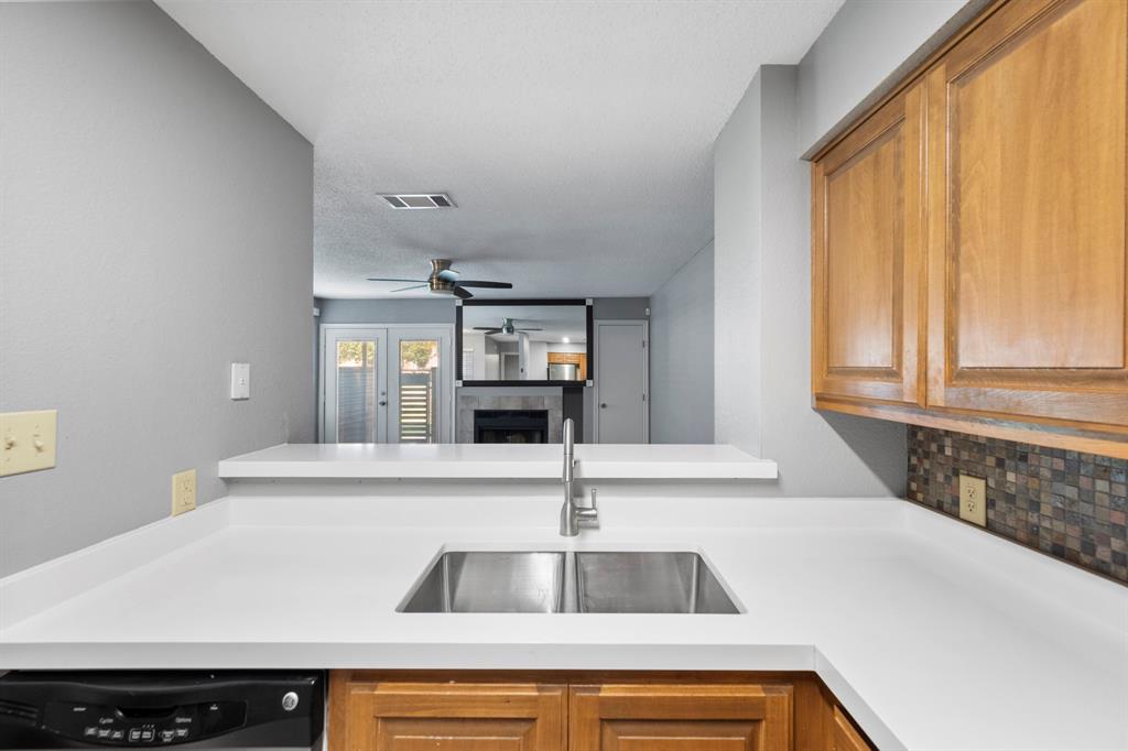 Oak Creek Condo - Residential Lease