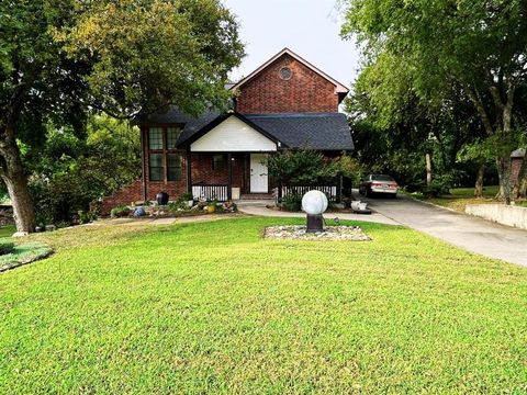 2460 Waterstone Drive Cedar Hill TX 75104