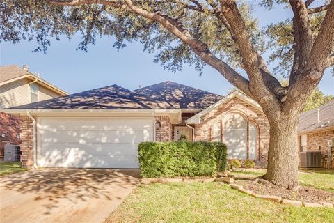 2221 Tiffany Glenn Court Bedford TX 76021