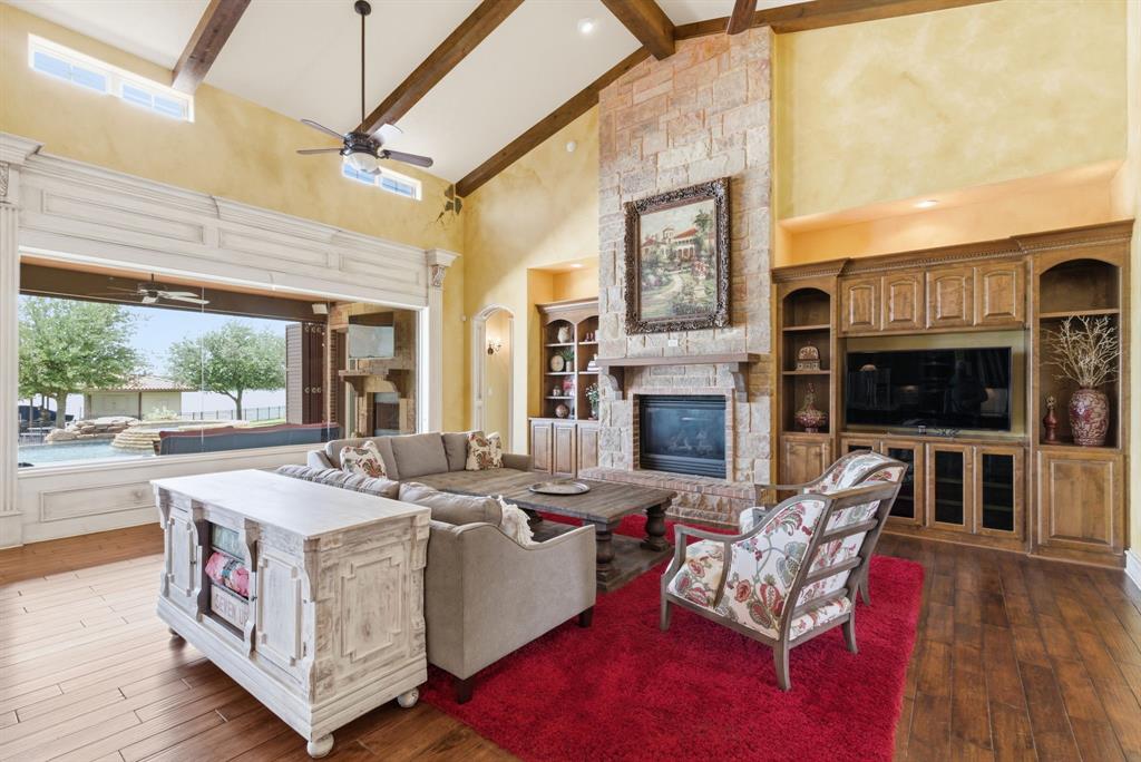 1604 Catalina Bay Court