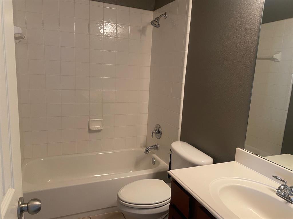 Winsor Meadows At Westridge Ph 2b - Residential Lease