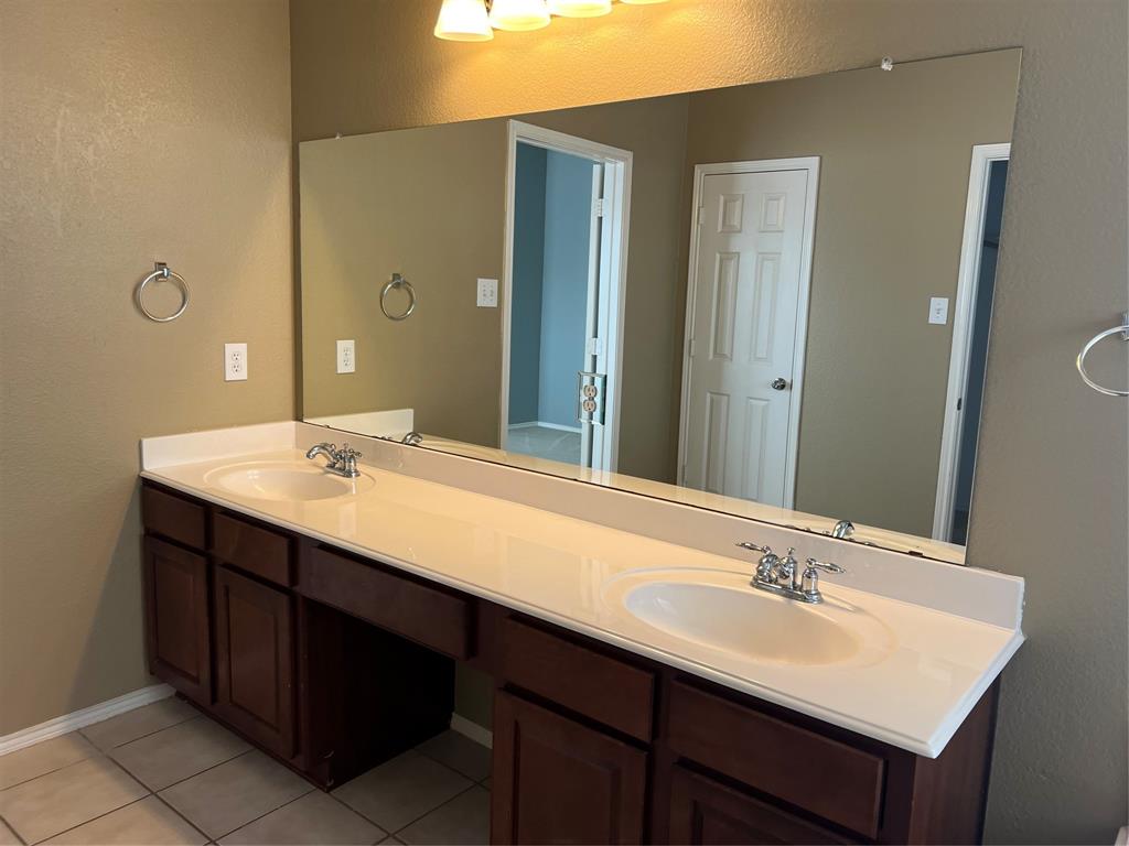 Winsor Meadows At Westridge Ph 2b - Residential Lease