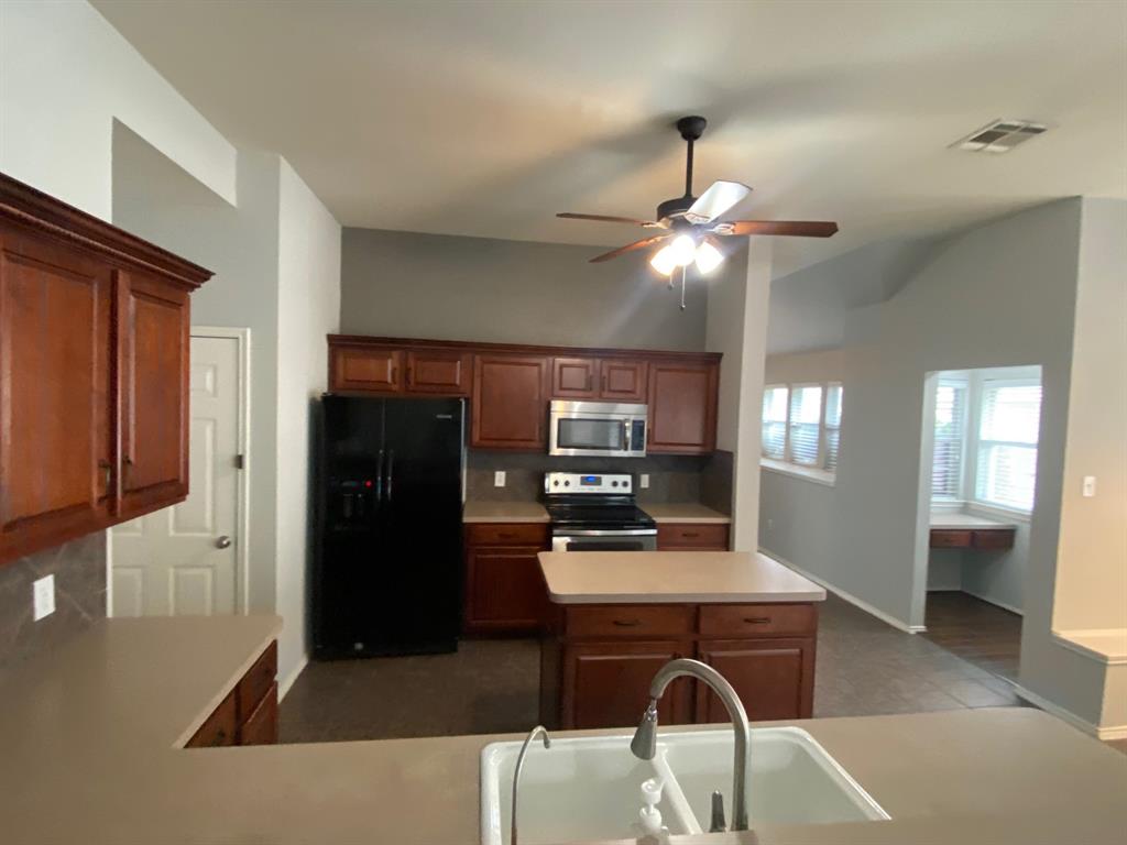 Winsor Meadows At Westridge Ph 2b - Residential Lease