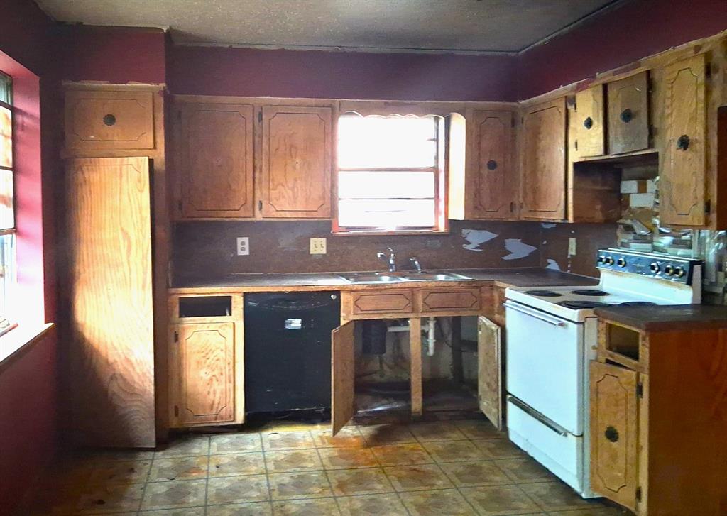 Swan Lake Sub - Residential