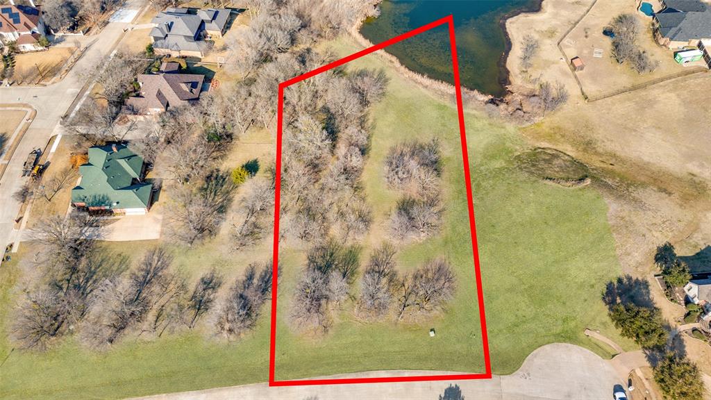 1111 Lake Vista Court