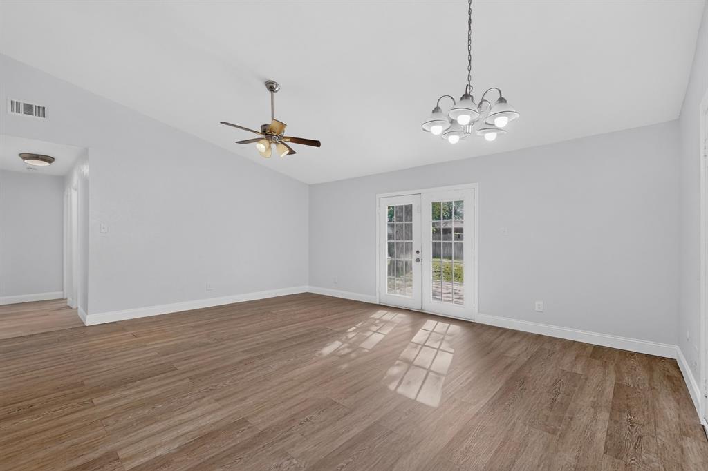 1512 Bay Shore Drive