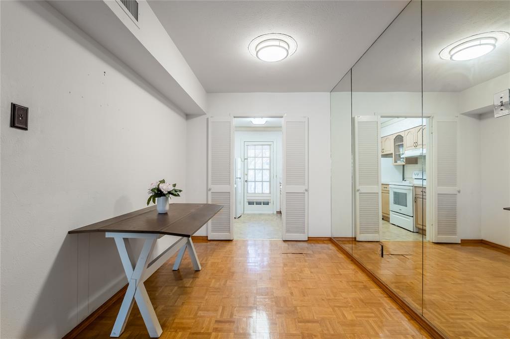 Valley View Condo Ph 01 & 02 - Residential Lease