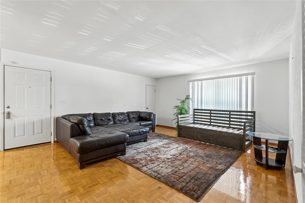 Valley View Condo Ph 01 & 02 - Residential Lease