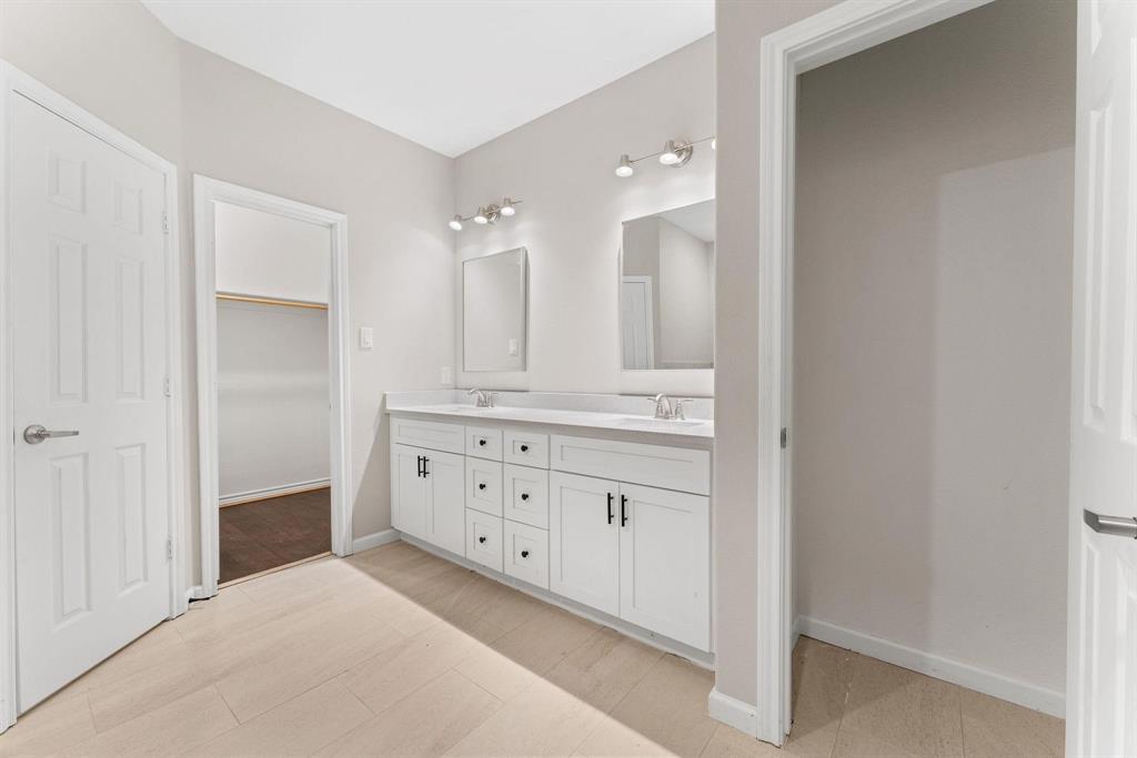 Highland Woods 02 - Residential