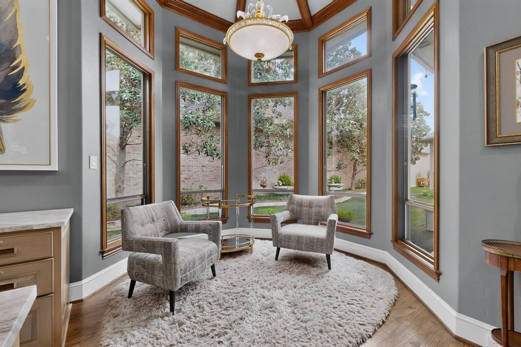 5116 Meadowlark Drive