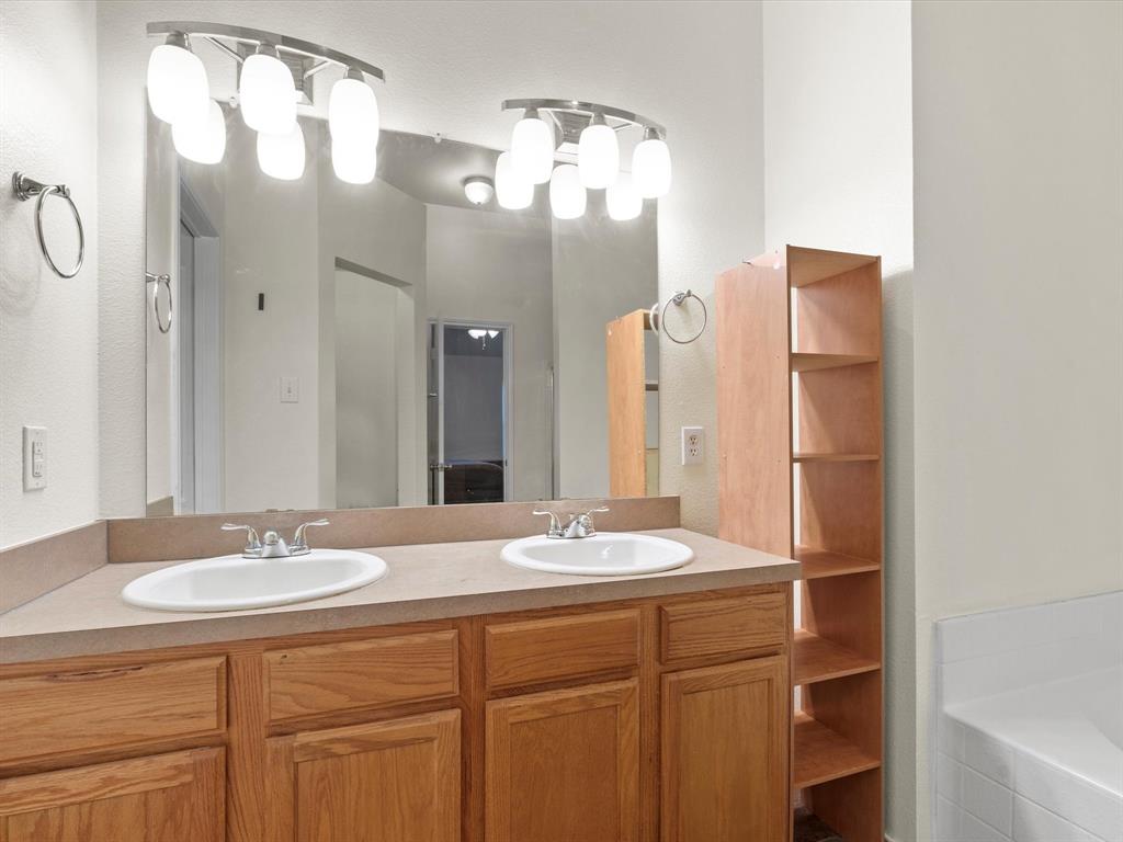 Glen Cove Ph 3 - Residential Lease