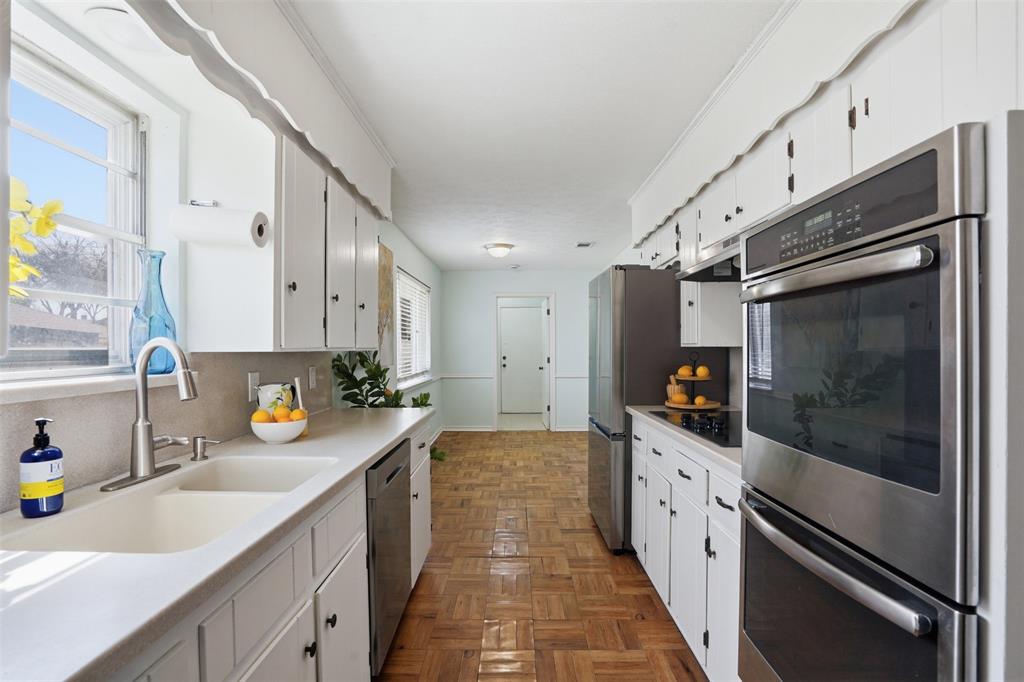 3312 Greenbriar Lane