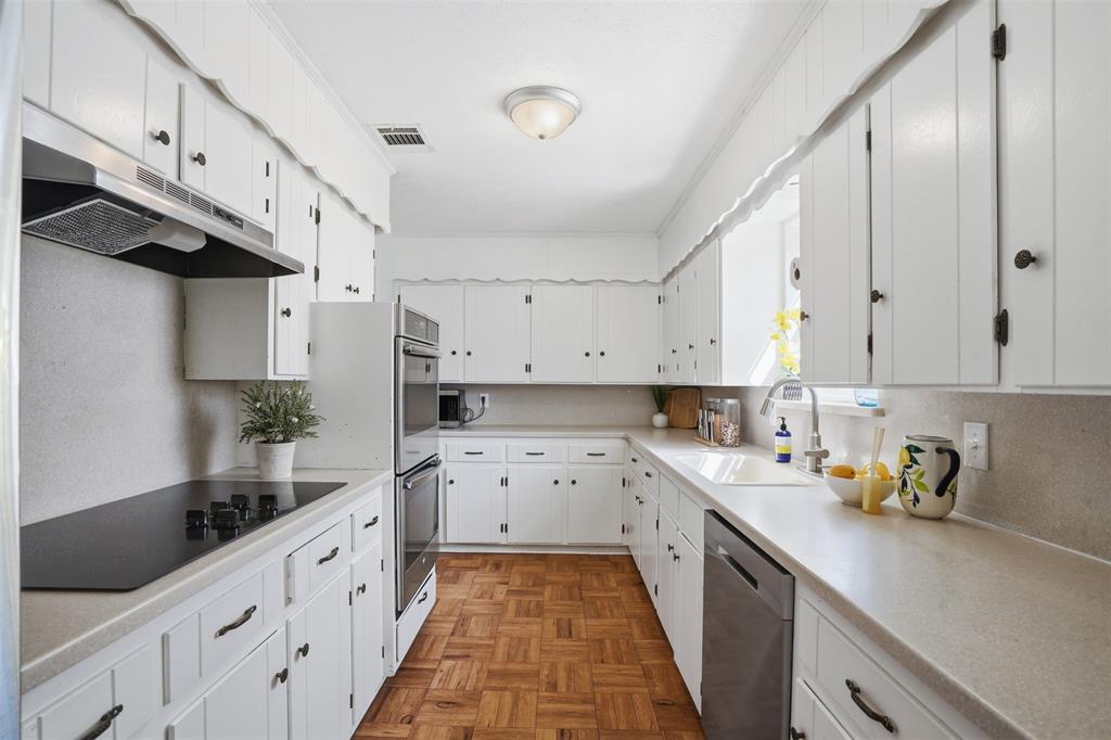 3312 Greenbriar Lane